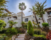 Resale - Town house - El Paraiso