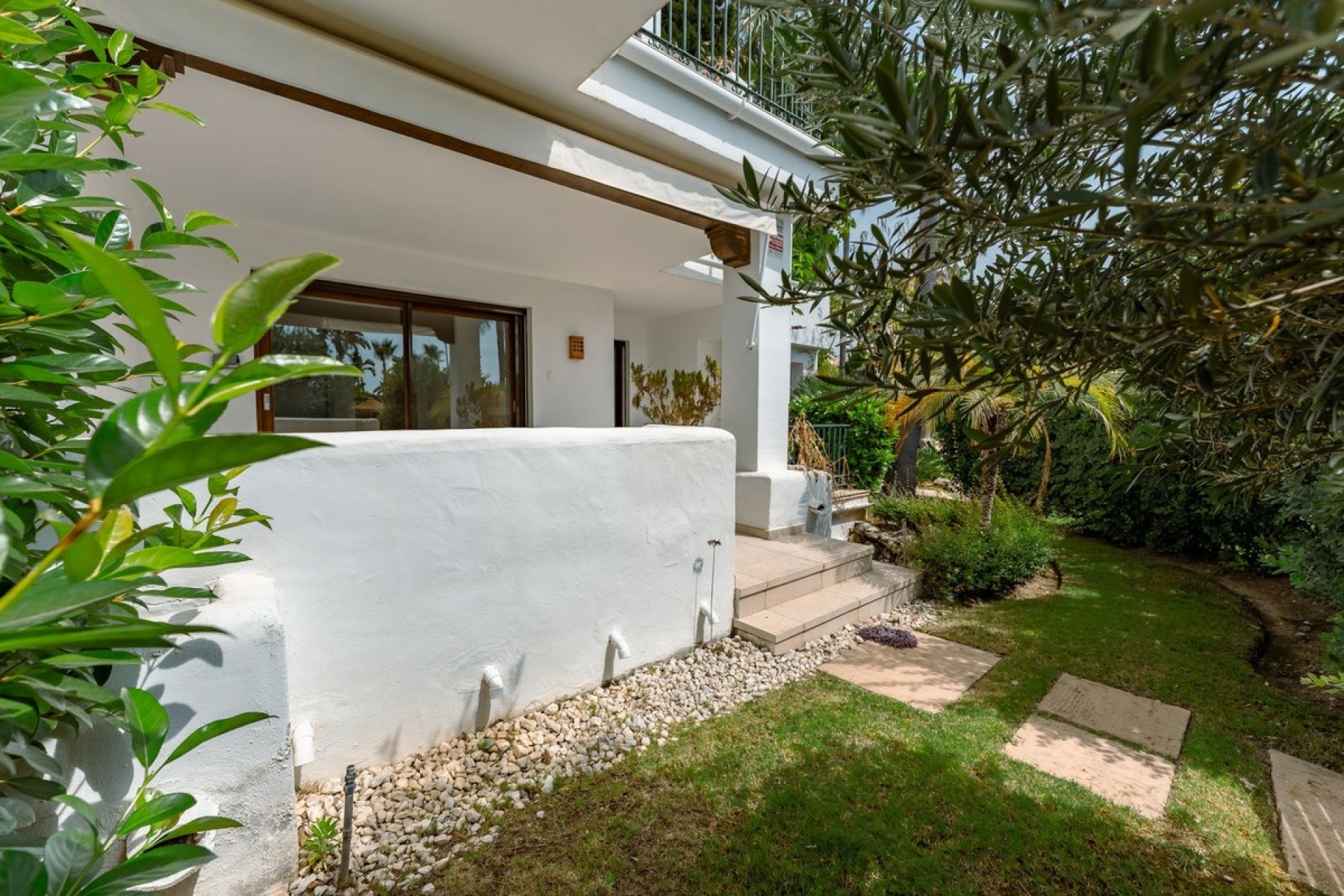 Resale - Town house - El Paraiso