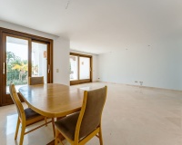 Resale - Town house - El Paraiso