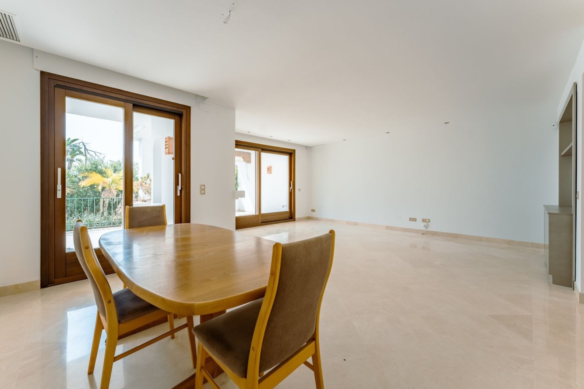 Resale - Town house - El Paraiso
