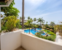 Resale - Town house - El Paraiso