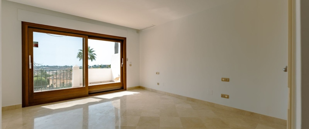 Resale - Town house - El Paraiso