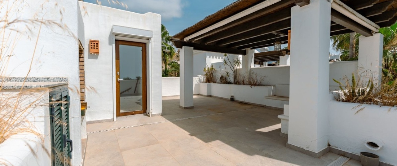 Resale - Town house - El Paraiso