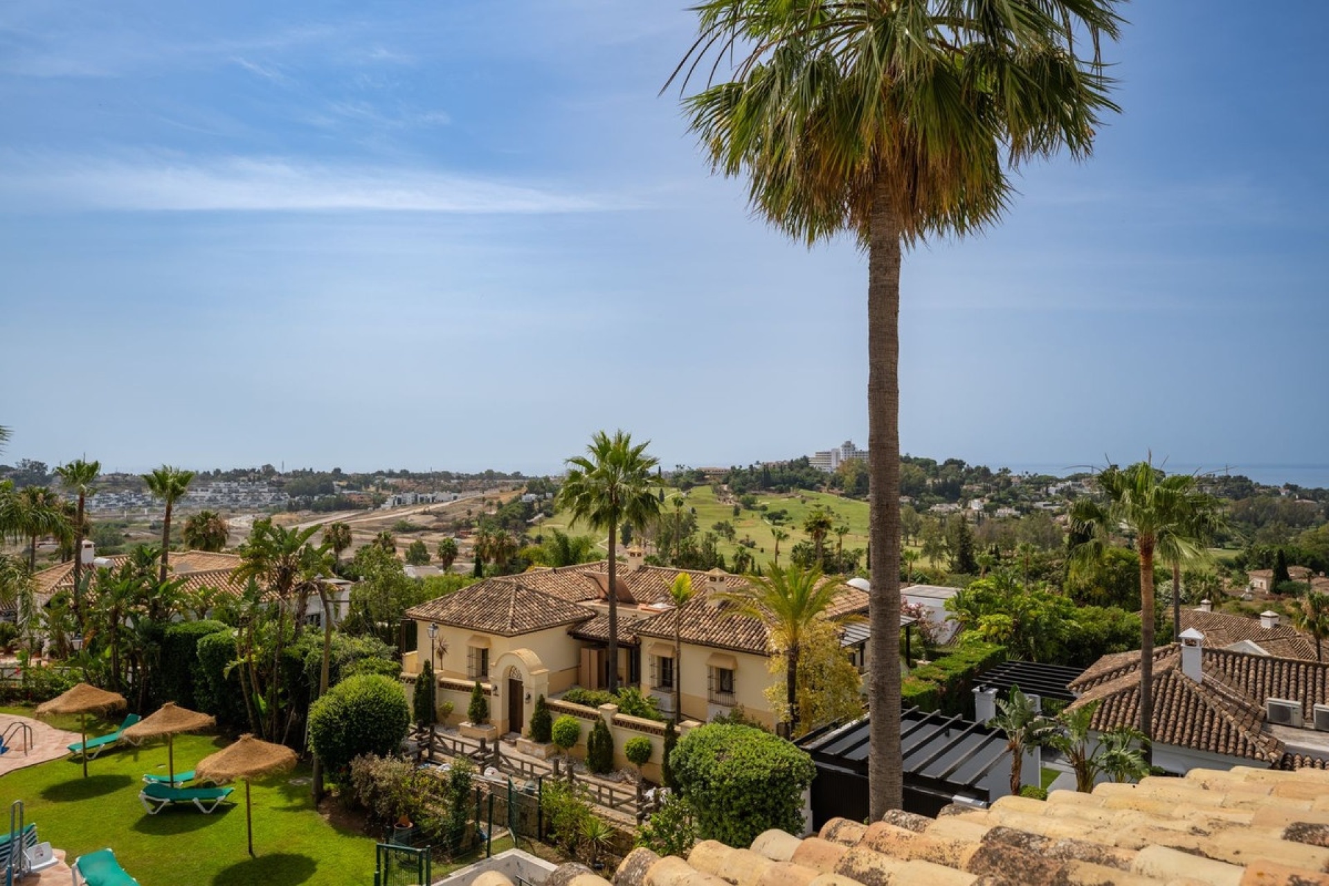 Resale - Town house - El Paraiso