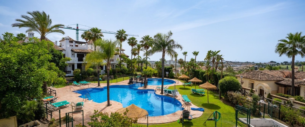 Resale - Town house - El Paraiso