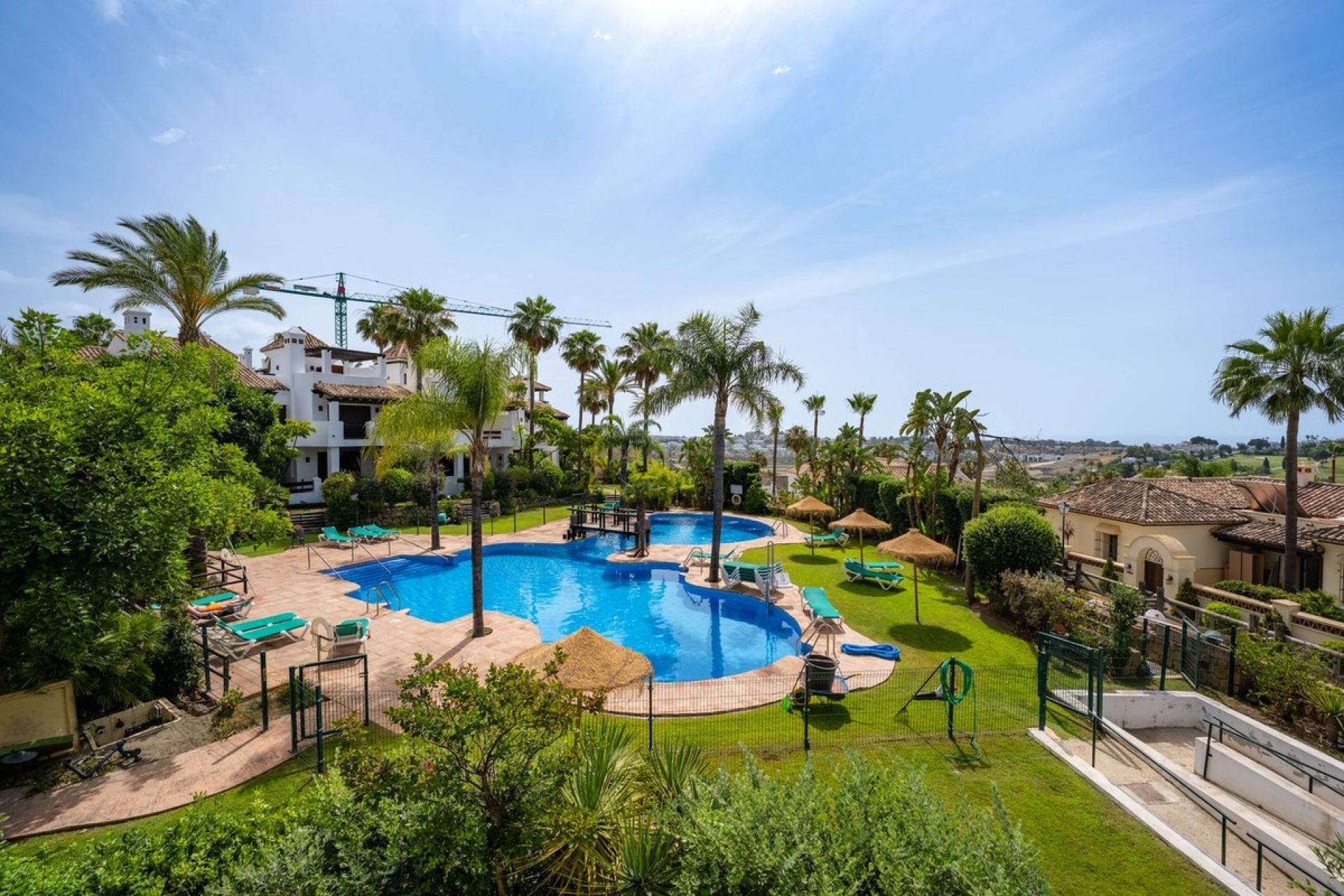 Resale - Town house - El Paraiso