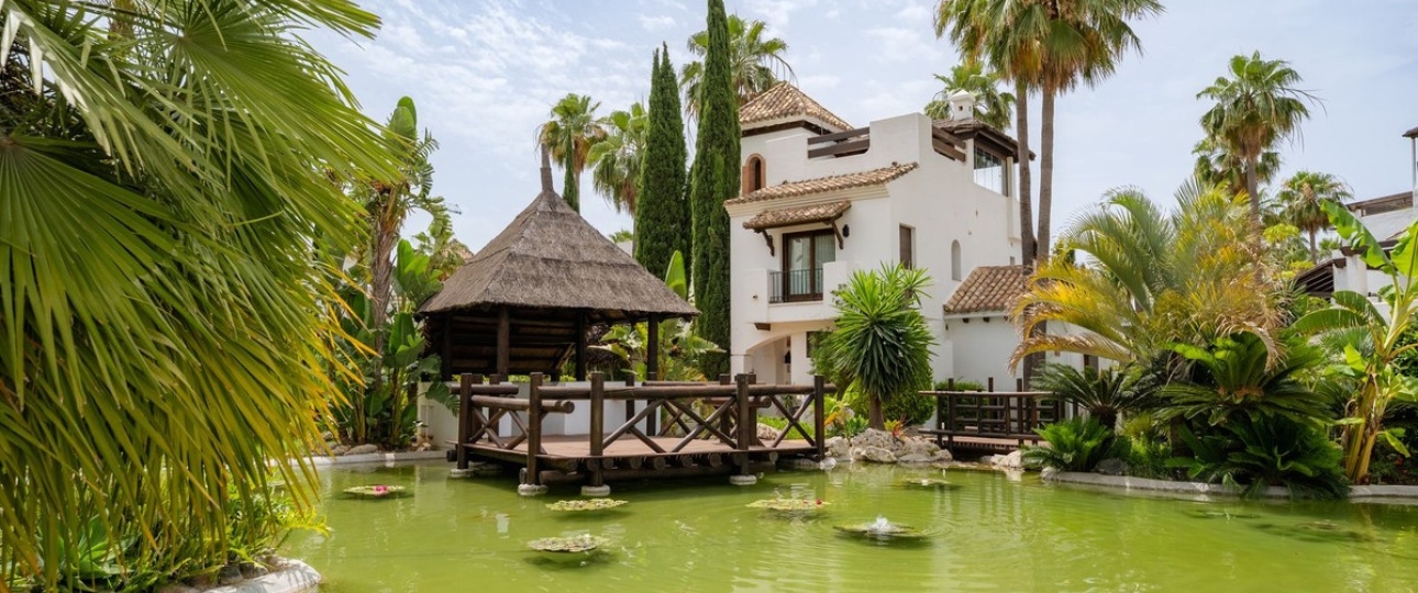 Resale - Town house - El Paraiso