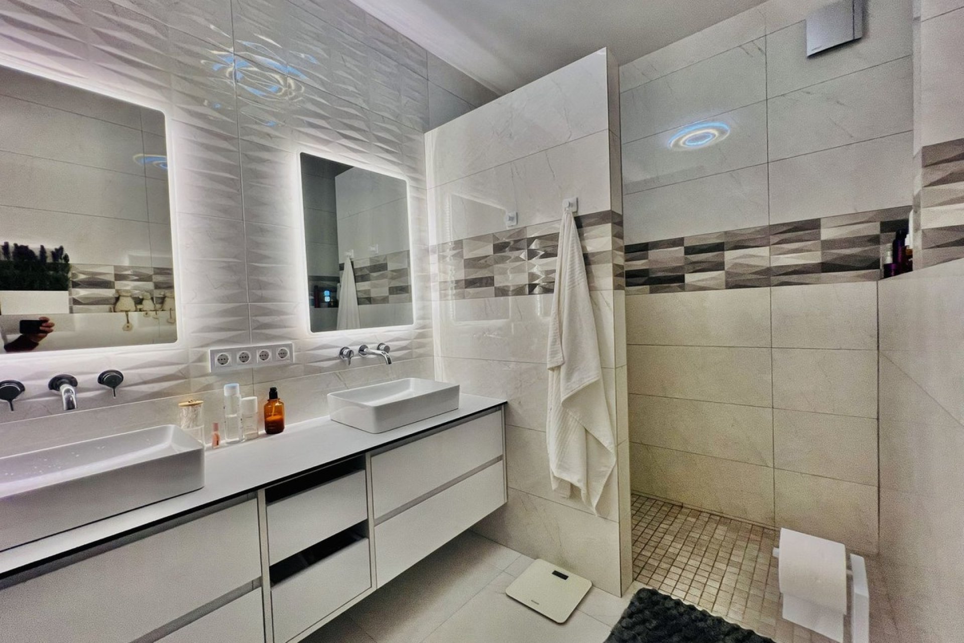Resale - Town house - Estepona - Atalaya