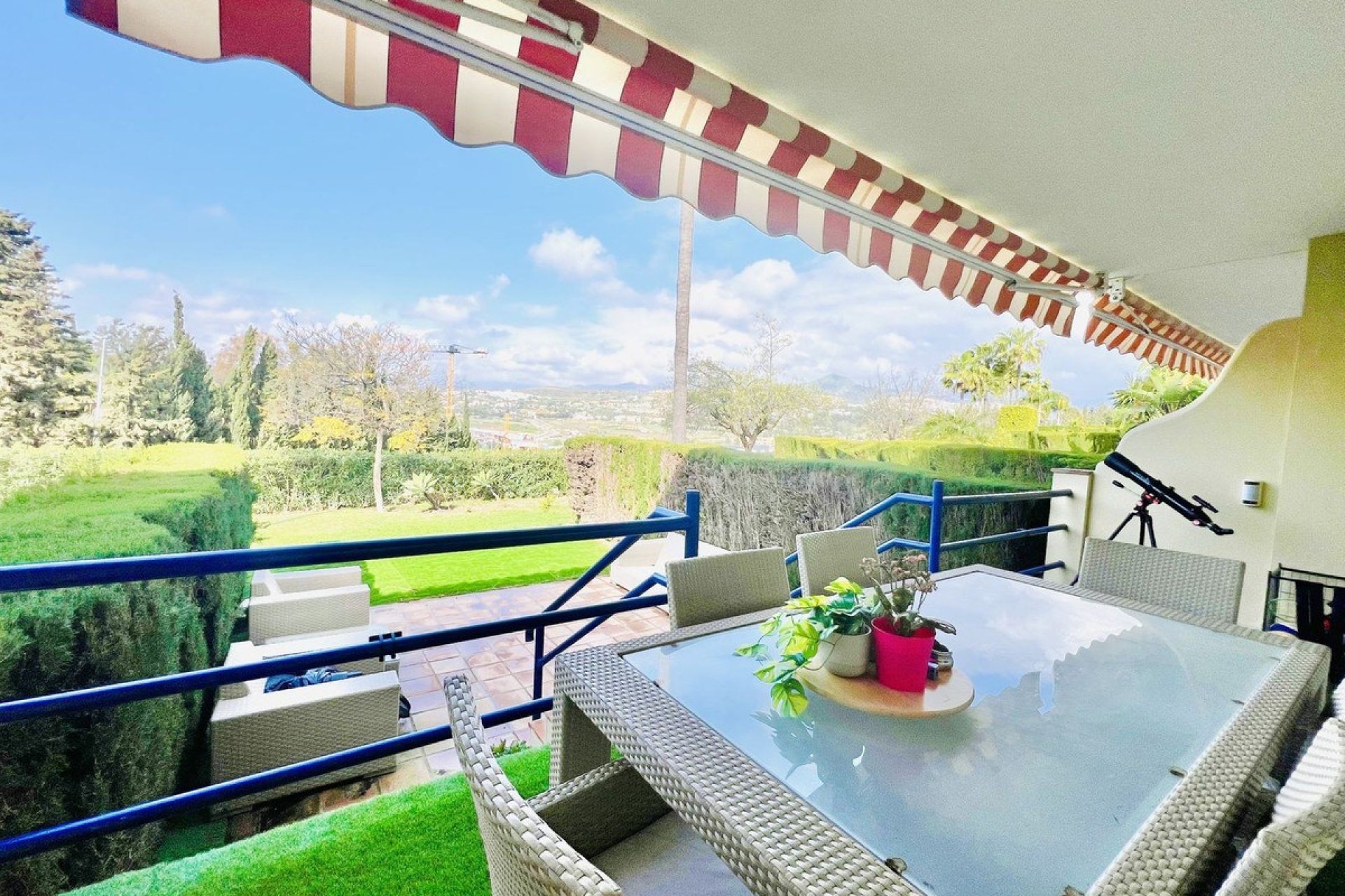 Resale - Town house - Estepona - Atalaya