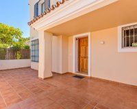 Resale - Town house - Estepona - Atalaya