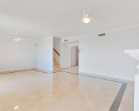 Resale - Town house - Estepona - Atalaya