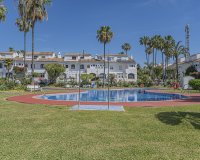Resale - Town house - Estepona - Atalaya