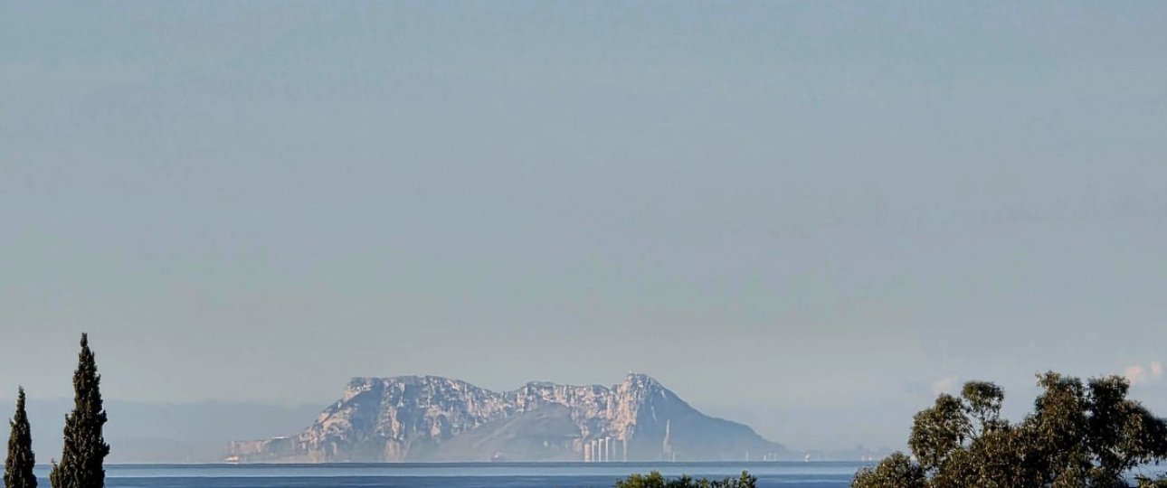 Resale - Town house - Estepona - Atalaya