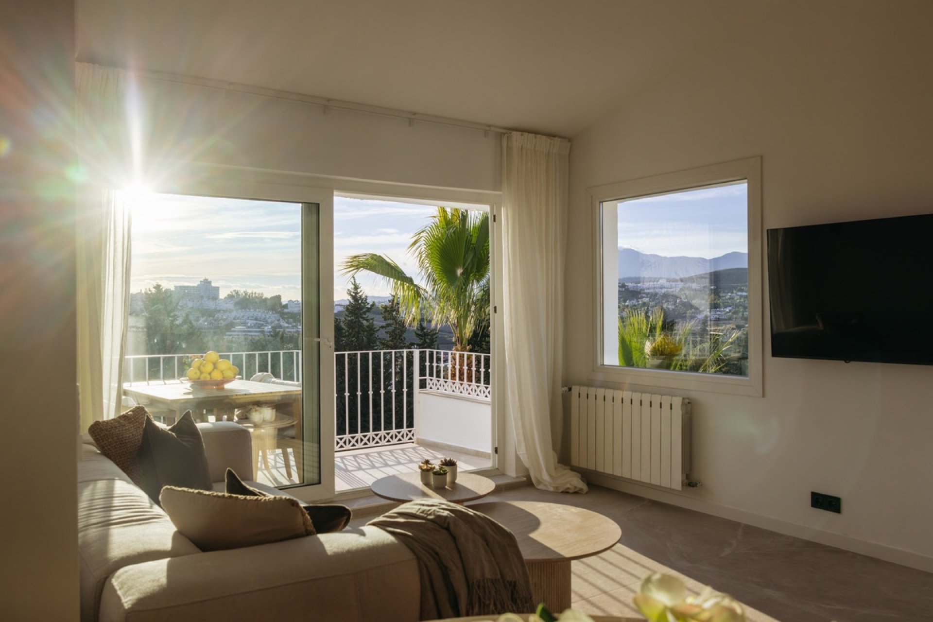 Resale - Town house - Estepona - Atalaya