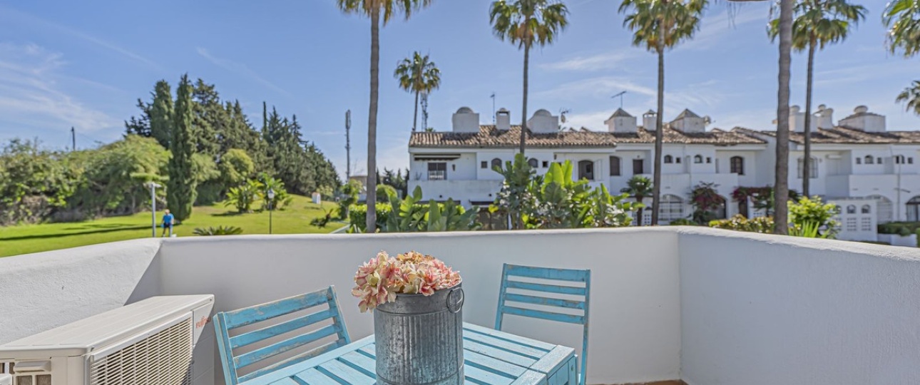 Resale - Town house - Estepona - Atalaya