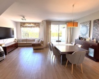 Resale - Town house - Estepona - Atalaya