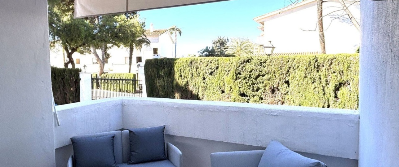 Resale - Town house - Estepona - Atalaya