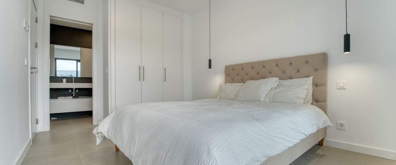 Resale - Town house - Estepona - Atalaya