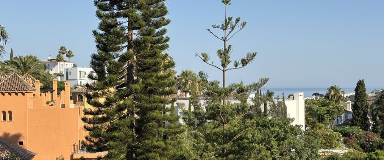 Resale - Town house - Estepona - Atalaya