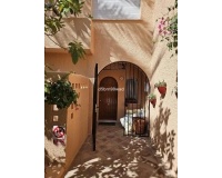 Resale - Town house - Estepona - Atalaya