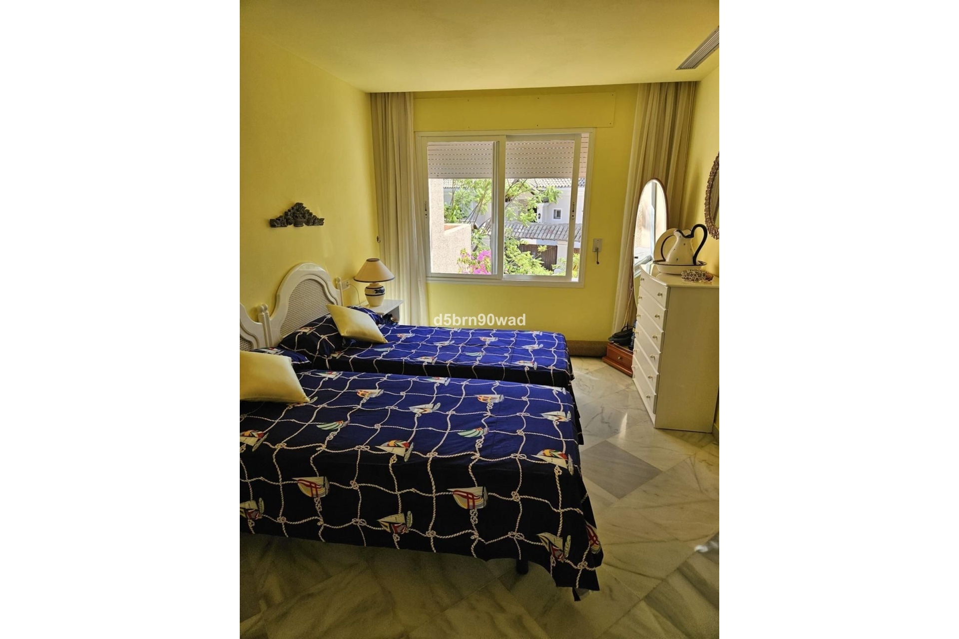 Resale - Town house - Estepona - Atalaya