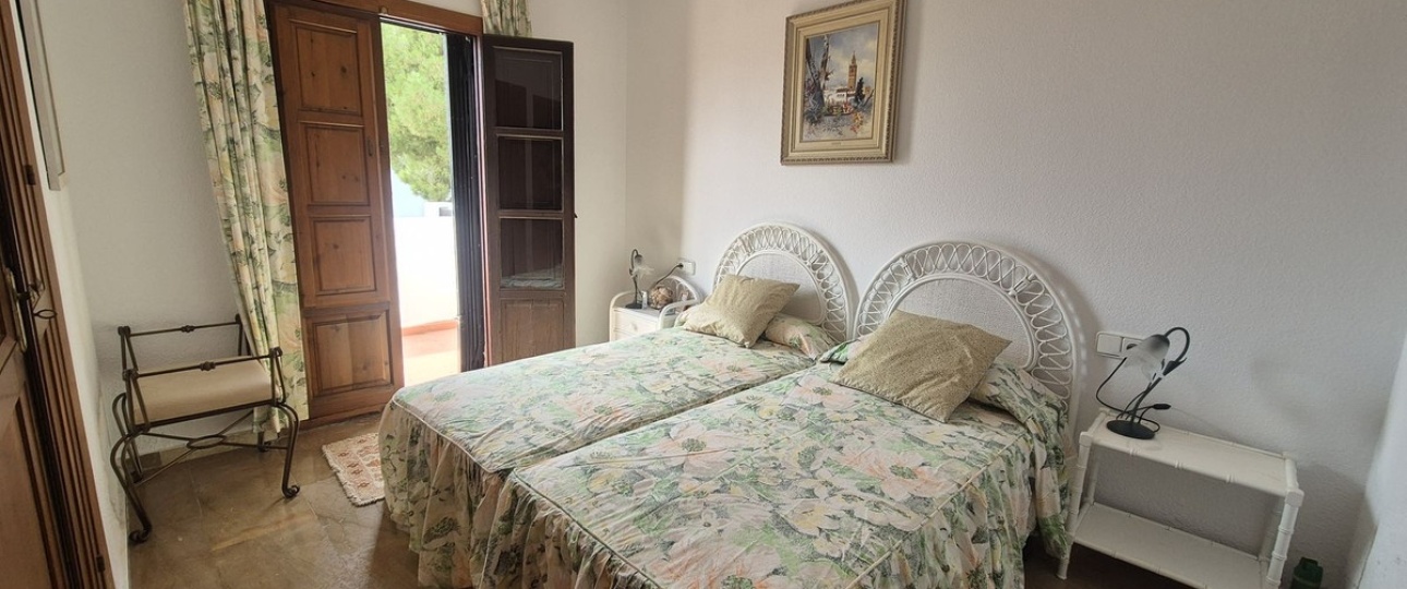 Resale - Town house - Estepona - Atalaya
