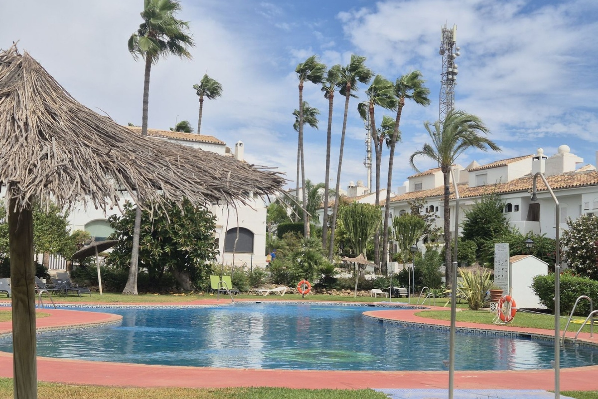 Resale - Town house - Estepona - Atalaya