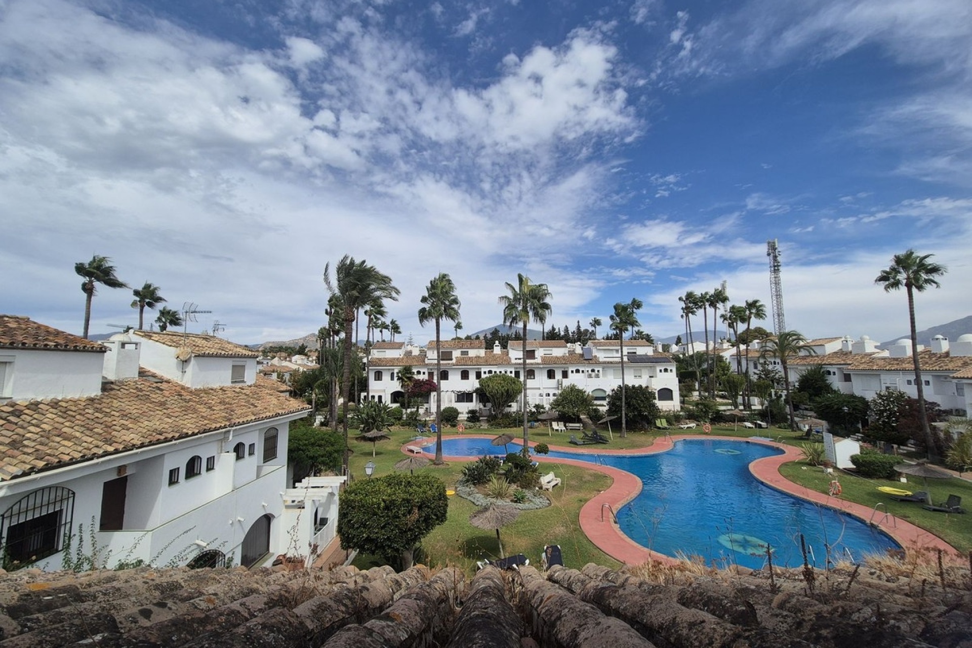 Resale - Town house - Estepona - Atalaya