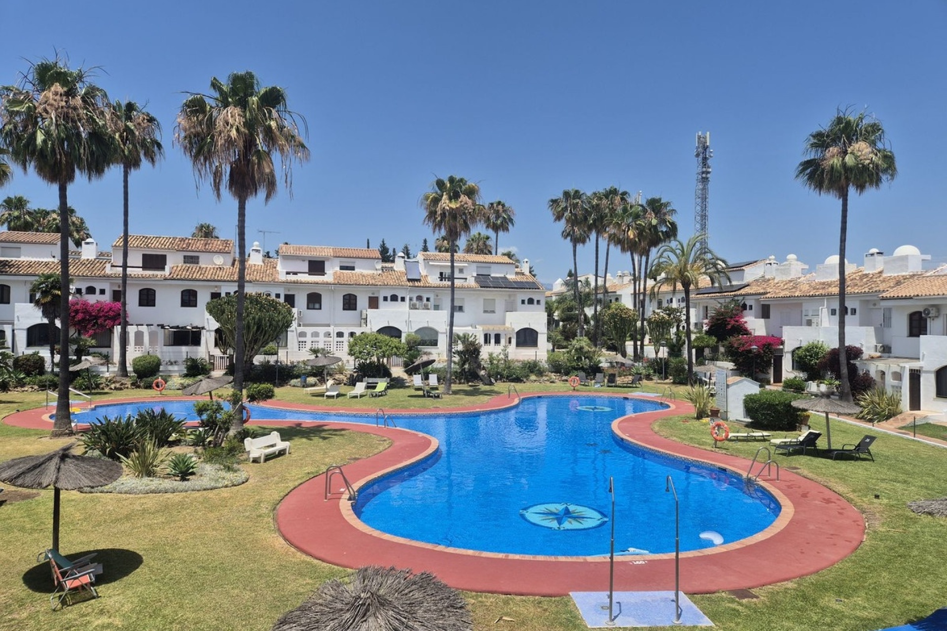 Resale - Town house - Estepona - Atalaya