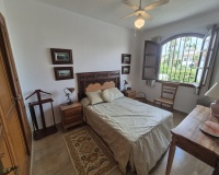 Resale - Town house - Estepona - Atalaya