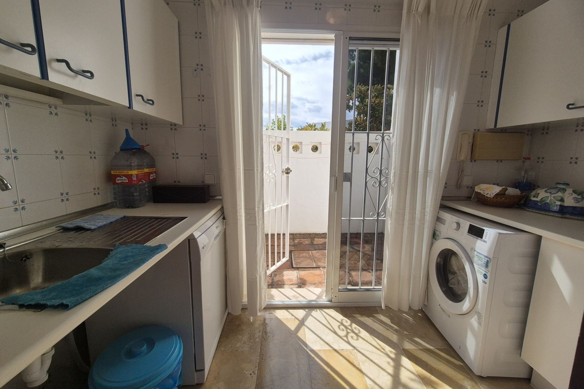 Resale - Town house - Estepona - Atalaya