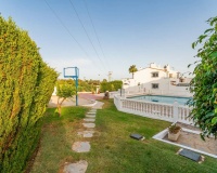 Resale - Town house - Estepona - Atalaya