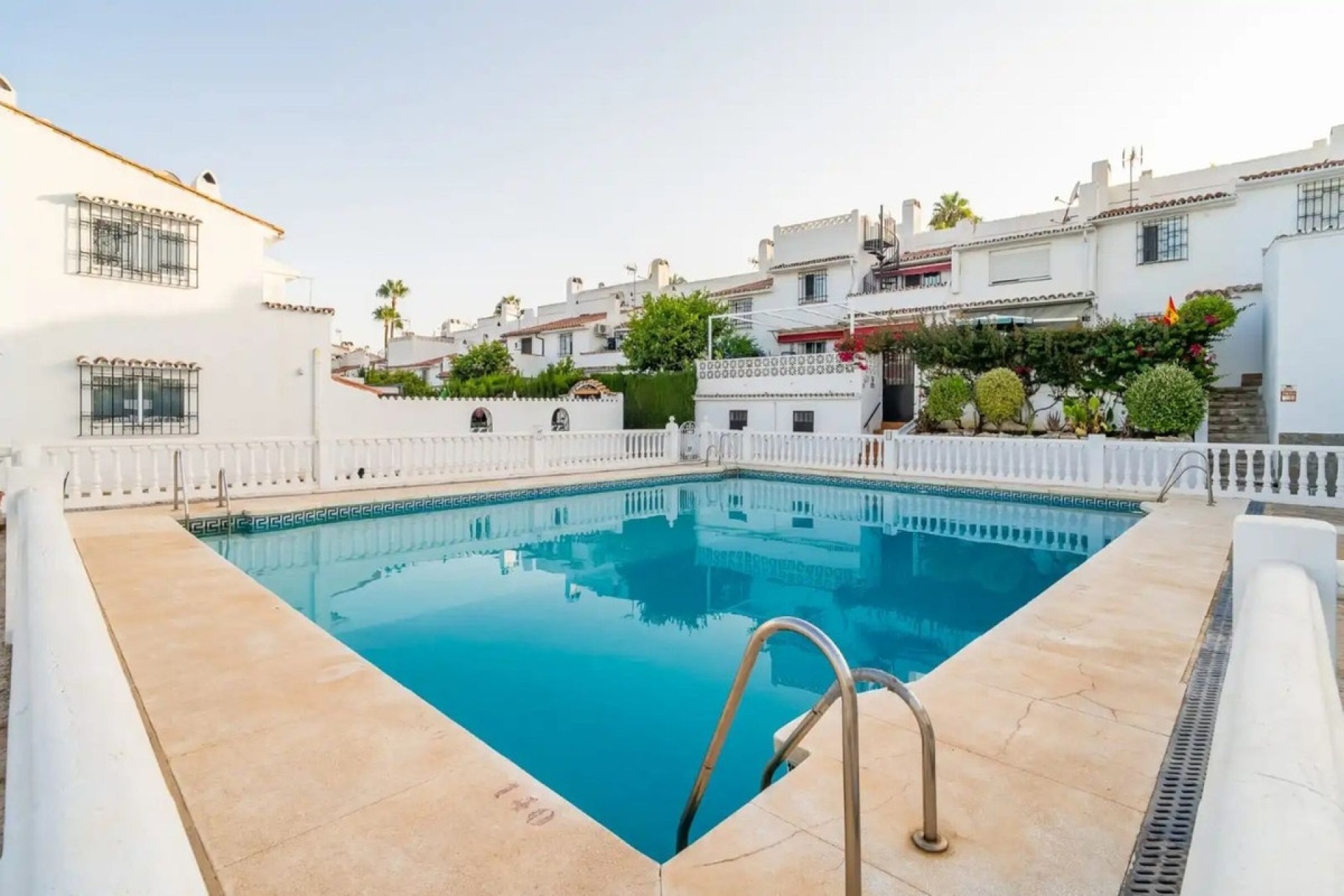 Resale - Town house - Estepona - Atalaya