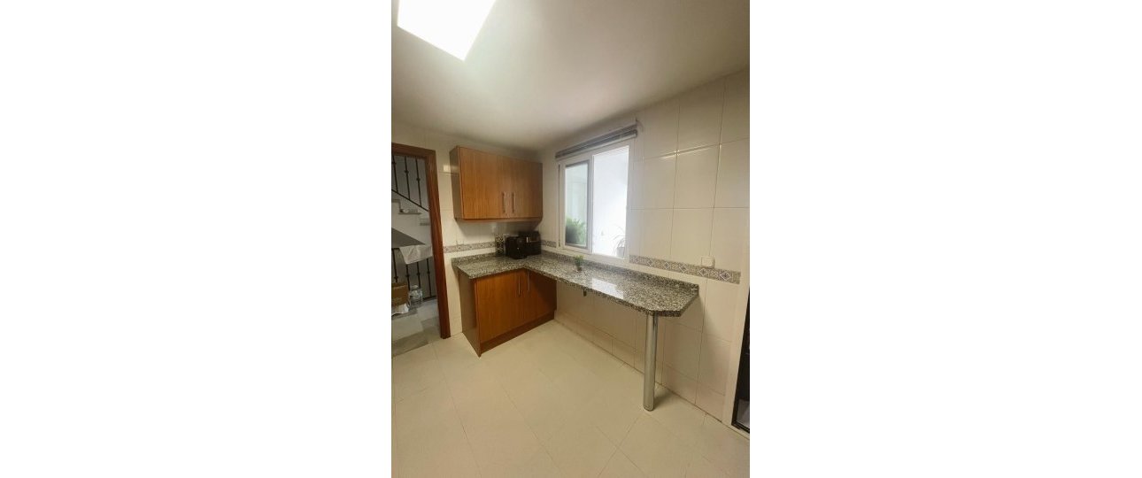 Resale - Town house - Estepona - Atalaya