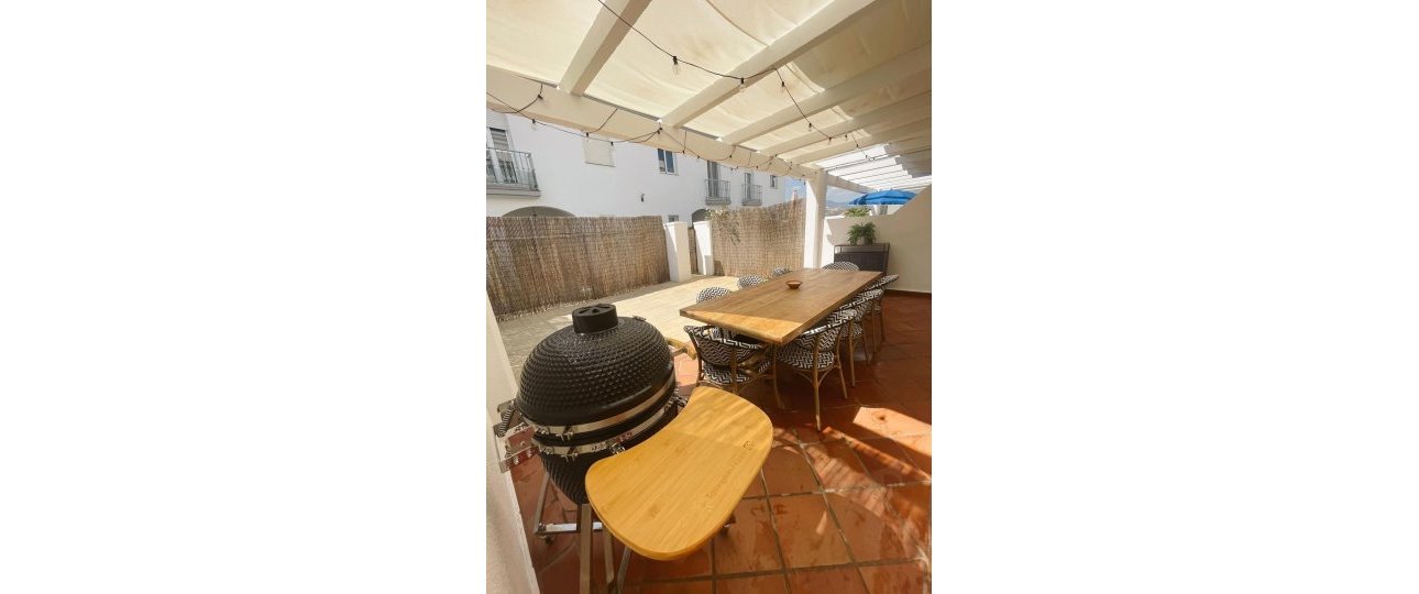 Resale - Town house - Estepona - Atalaya