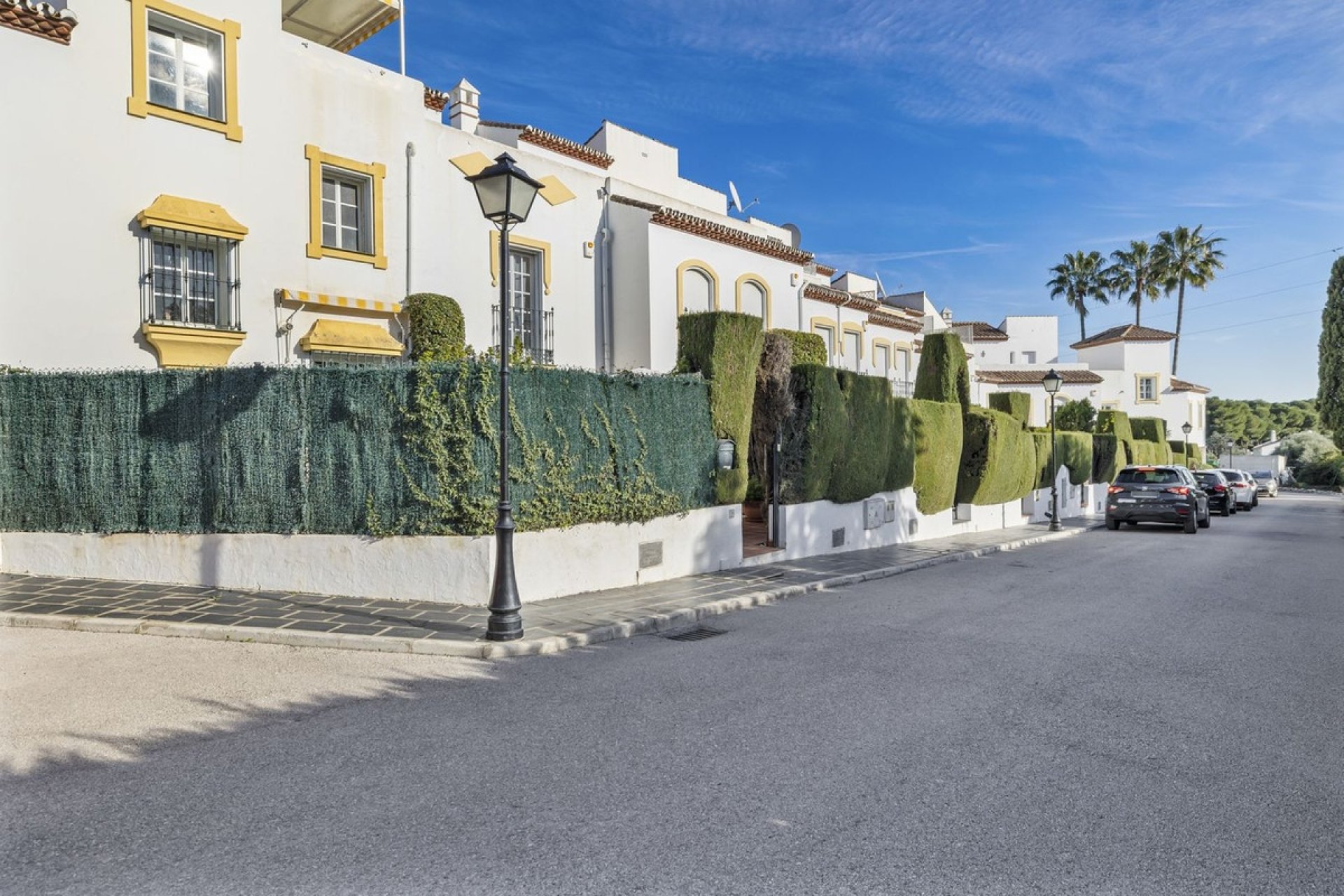 Resale - Town house - Estepona - Bel Air