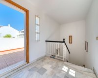 Resale - Town house - Estepona - Bel Air