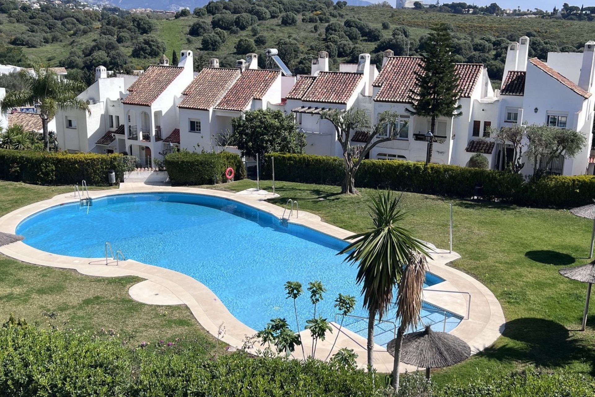 Resale - Town house - Estepona - Bel Air