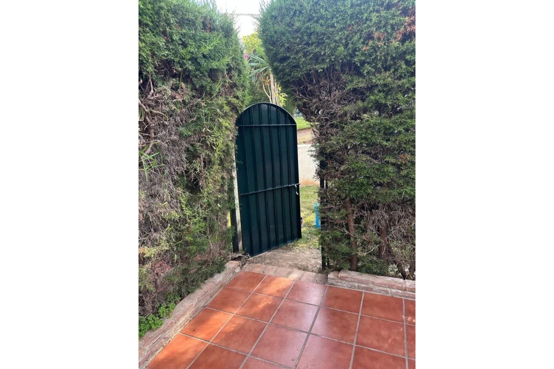 Resale - Town house - Estepona - Bel Air