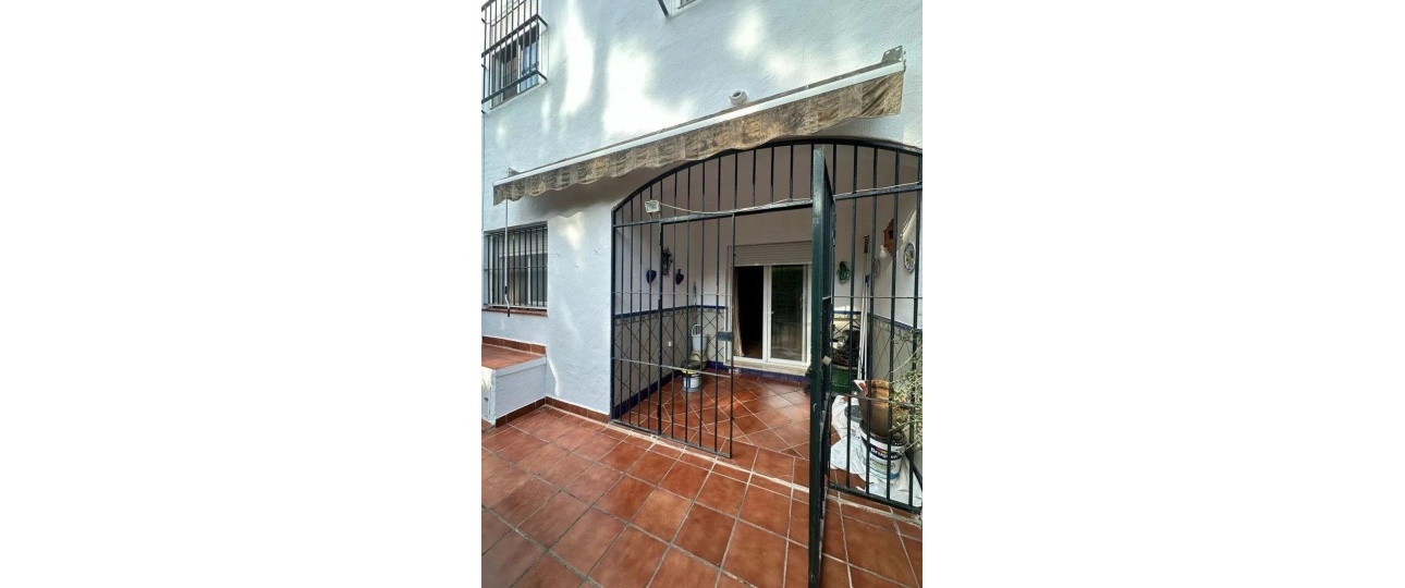 Resale - Town house - Estepona - Bel Air