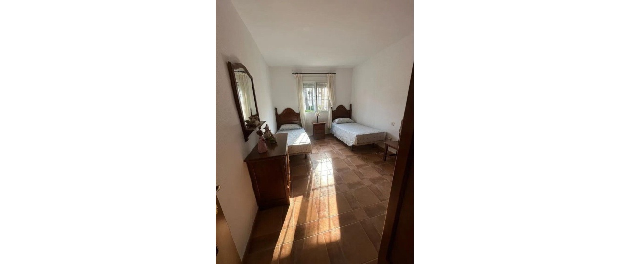 Resale - Town house - Estepona - Bel Air