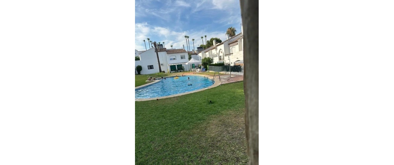 Resale - Town house - Estepona - Bel Air