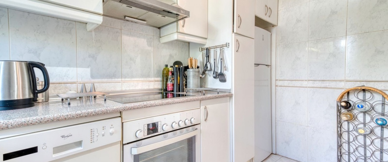 Resale - Town house - Estepona - Bel Air