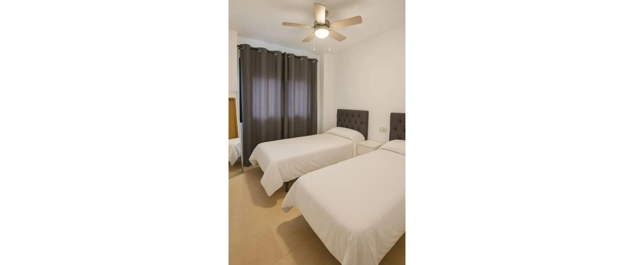 Resale - Town house - Estepona - Bel Air