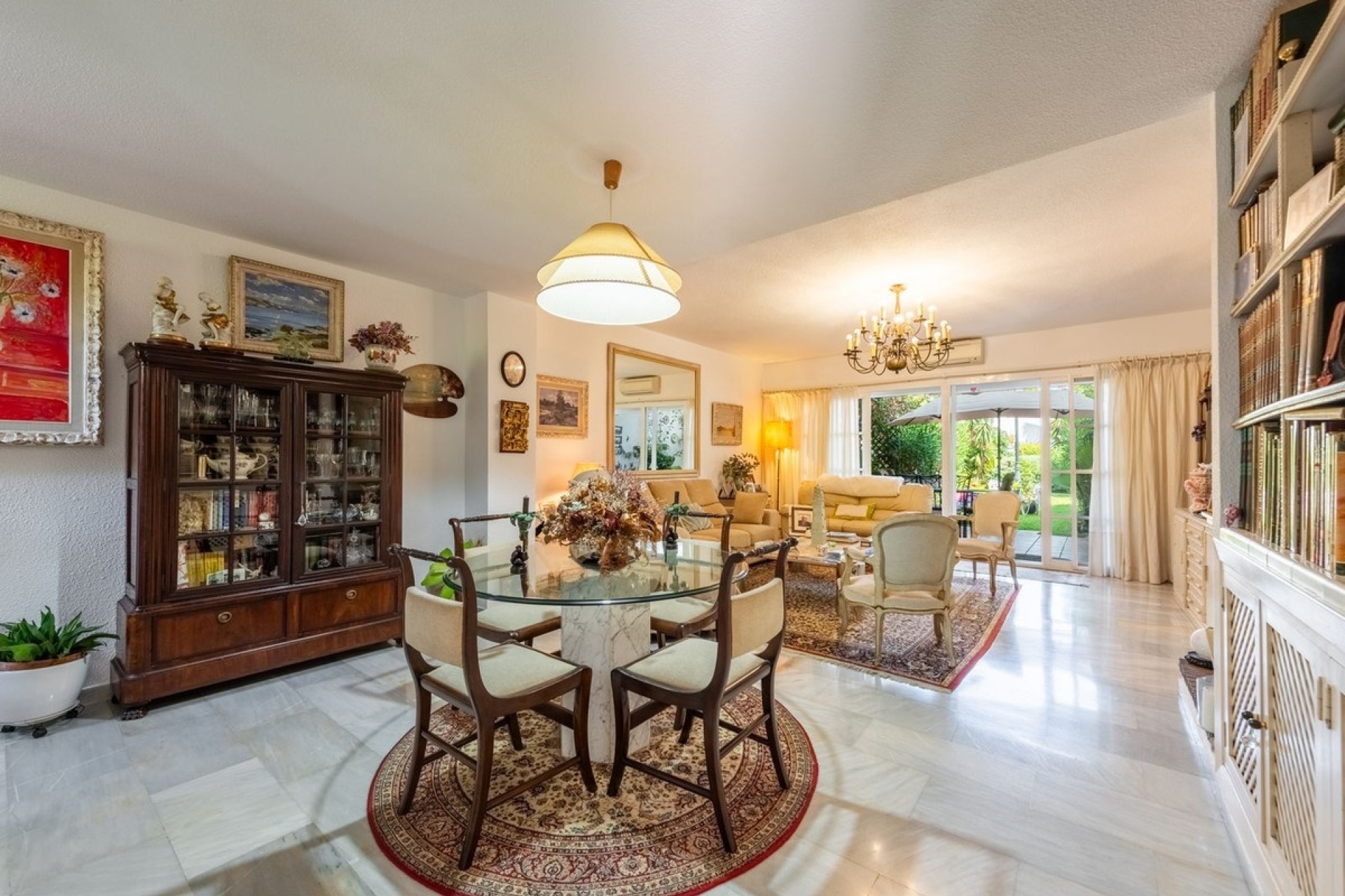 Resale - Town house - Estepona - Bel Air