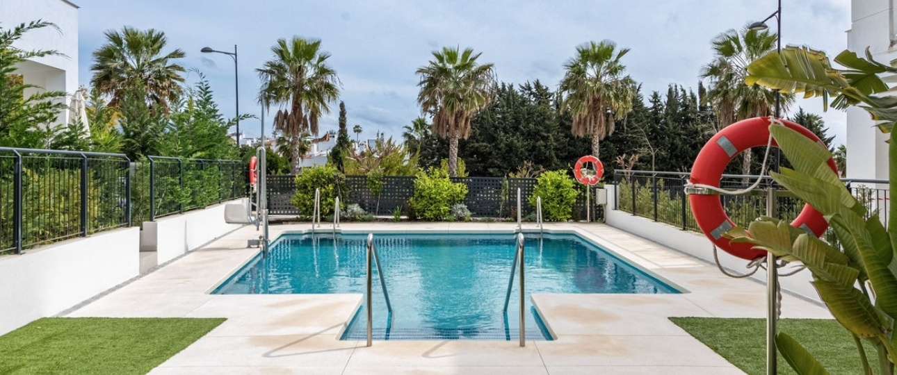 Resale - Town house - Estepona - Bel Air