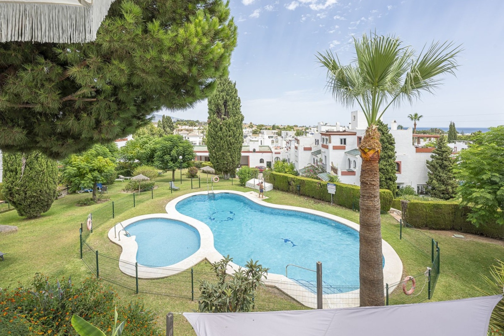 Resale - Town house - Estepona - Bel Air
