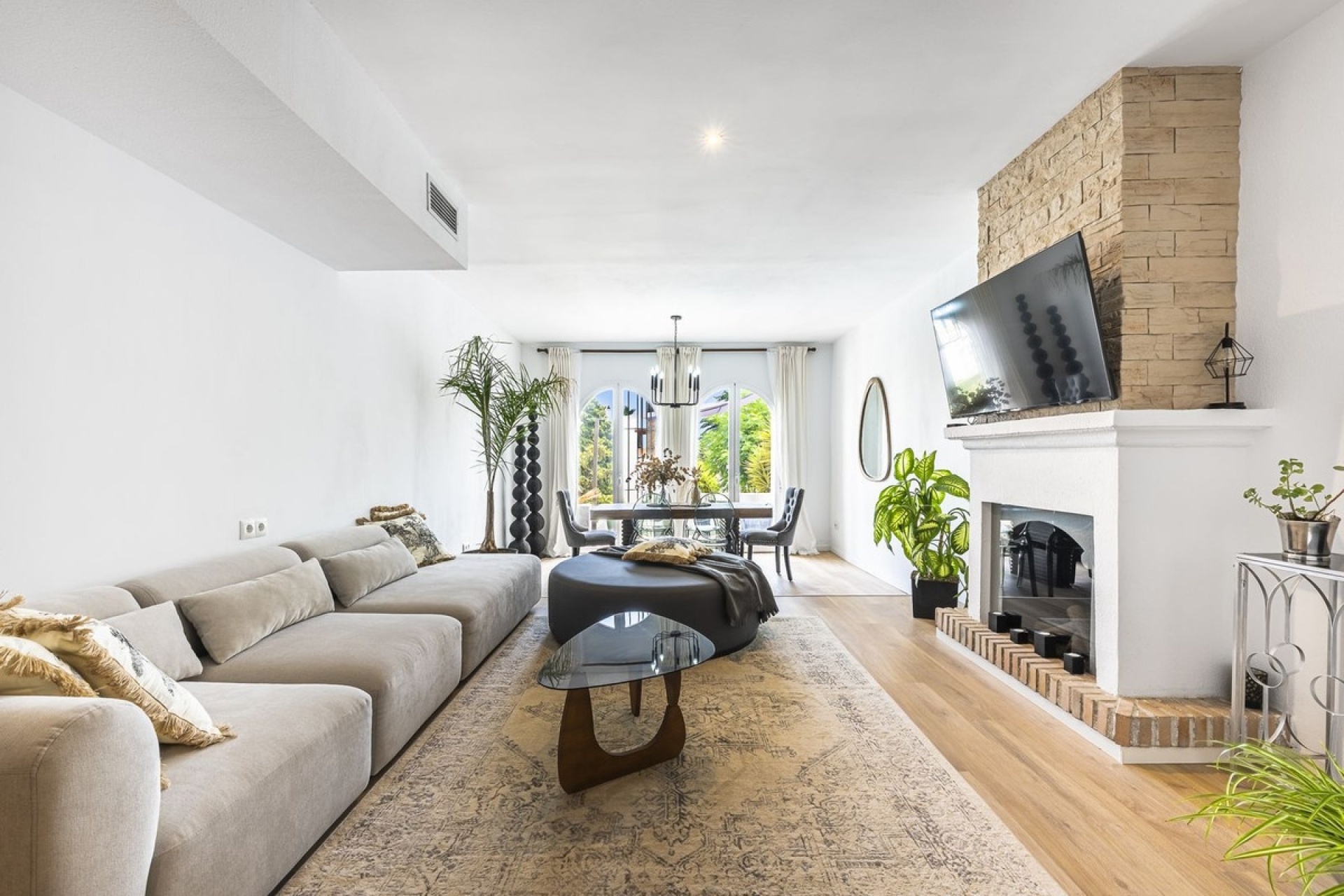 Resale - Town house - Estepona - Bel Air