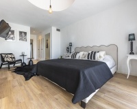Resale - Town house - Estepona - Bel Air