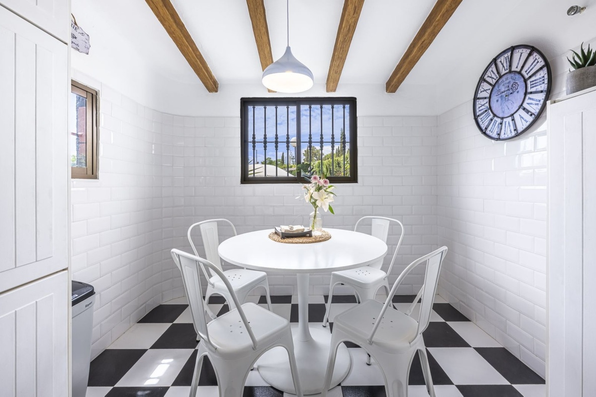 Resale - Town house - Estepona - Bel Air